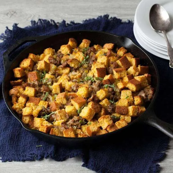 Nut-Free Shellfish-Free Gluten-Free Cornbread Stuffing — American recipe
