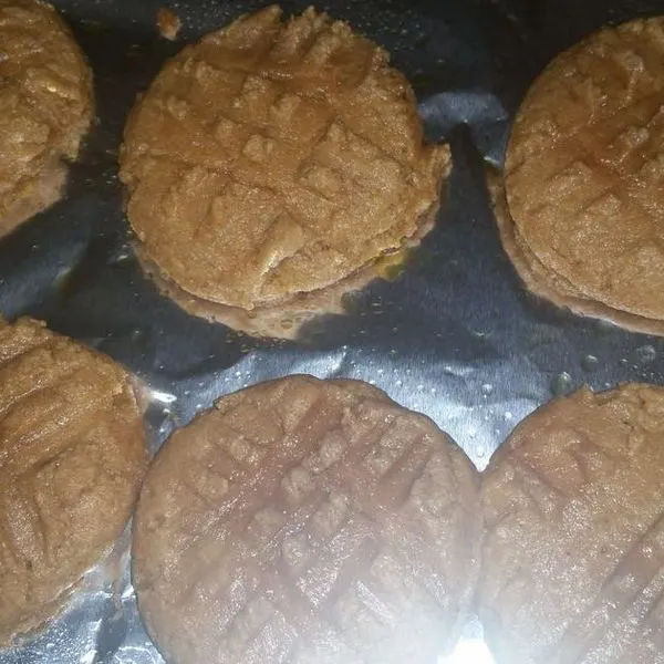 Vegetarian Gluten-Free Low carb peanut butter cookies - 2 — American recipe