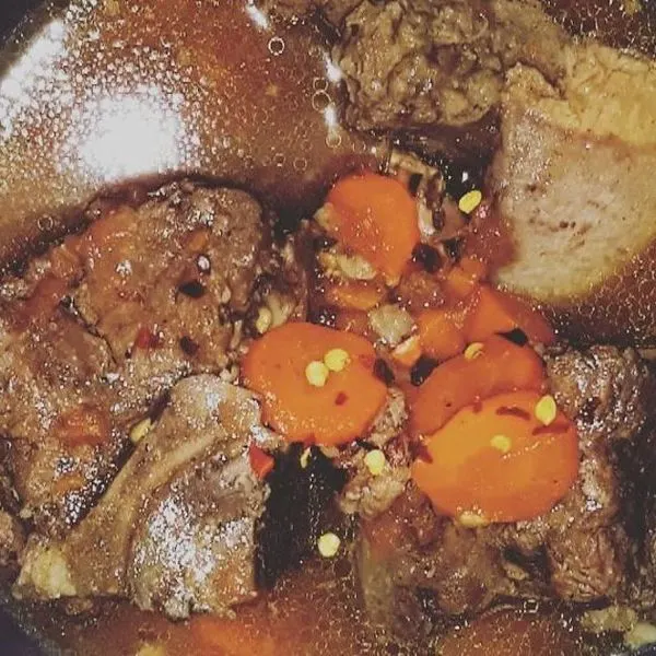 Dairy-Free Keto Beef bones soup — American recipe