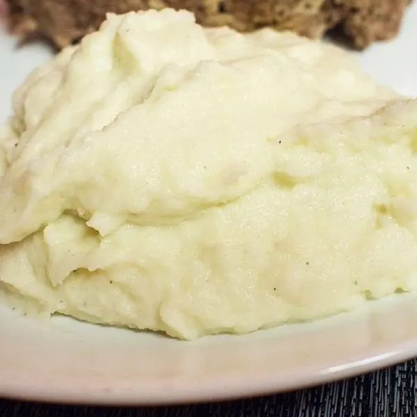 Vegetarian Gluten-Free Creamy Pureed Cauliflower — Mediterranean recipe
