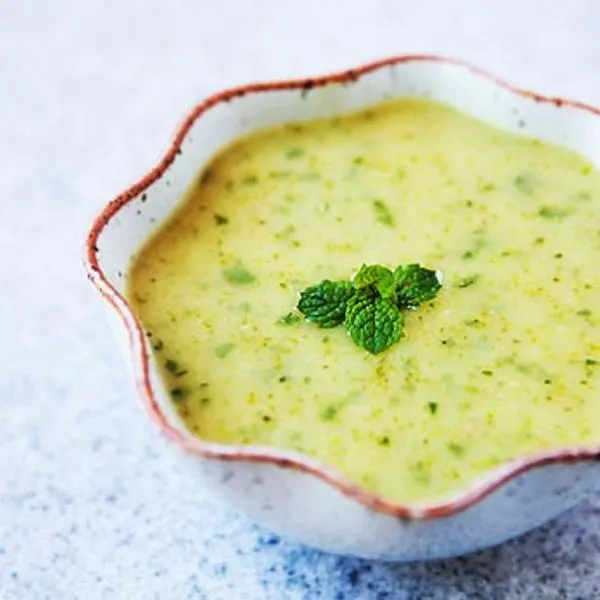Dairy-Free Nut-Free Spicy Zucchini Soup — South american recipe