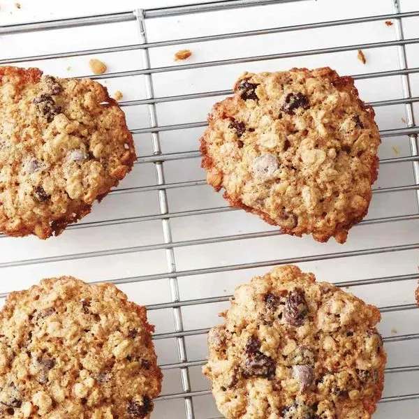 Vegetarian Nut-Free Gluten-Free Oatmeal Cookies — American recipe