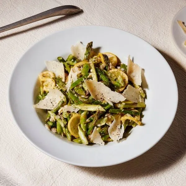 Vegetarian Gluten-Free Smashed Asparagus Salad — American recipe