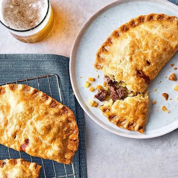 Nut-Free Shellfish-Free Beef pasties — South american recipe