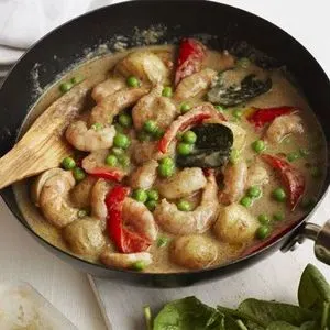 Gluten-Free Dairy-Free Thai prawn, potato & vegetable curry — South east asian recipe
