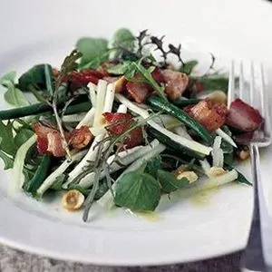 Gluten-Free Dairy-Free Apple & bacon salad — American recipe