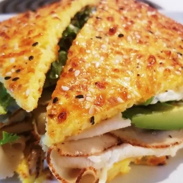 Vegetarian Keto @Keto.Blondie's #Keto Flatbread — American recipe