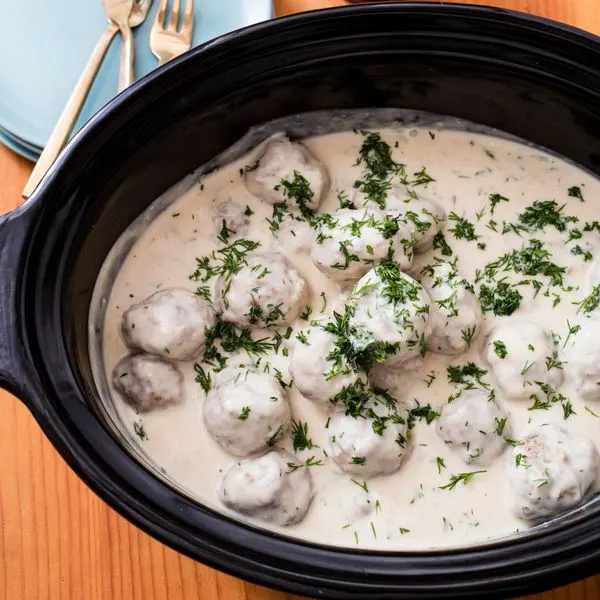 Nut-Free Shellfish-Free Slow-Cooker Swedish Meatballs — Nordic recipe