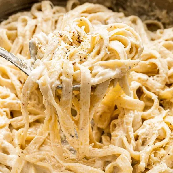 Vegetarian Nut-Free Vegan Alfredo Sauce — American recipe