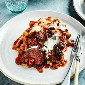 Vegetarian Nut-Free Slow cooker vegetable lasagne — Italian recipe