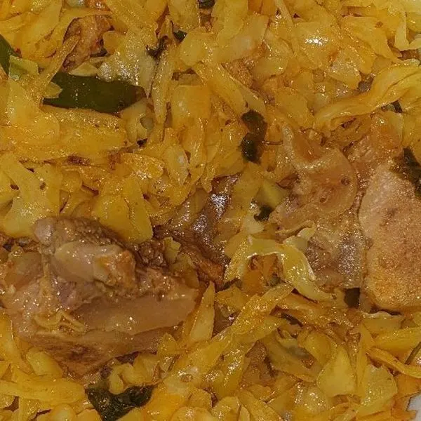 Gluten-Free Dairy-Free Boiled beef and cabbage soup — American recipe