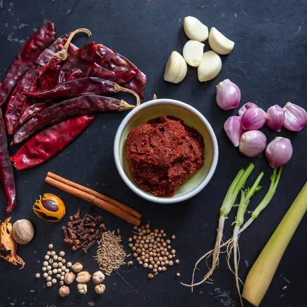 Gluten-Free Dairy-Free Prik Gaeng Massaman (Thai Massaman Curry Paste) — South east asian recipe