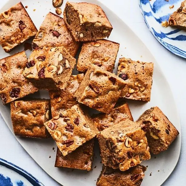 Vegetarian Gluten-Free Breakfast Blondies — American recipe