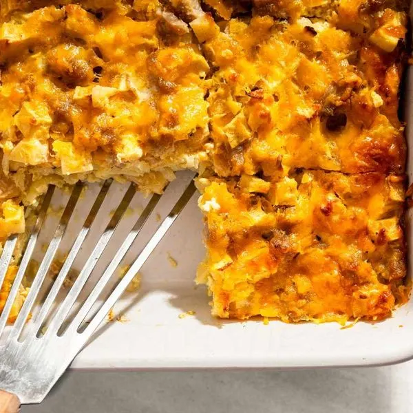 Gluten-Free Nut-Free This Easy Cheesy Breakfast Casserole Is a Total Crowd-Pleaser — American recipe