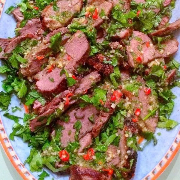 Dairy-Free Nut-Free Thai Duck Salad — South east asian recipe