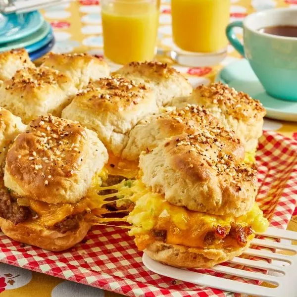 Nut-Free Sheet Pan Biscuit Breakfast Sandwiches — American recipe
