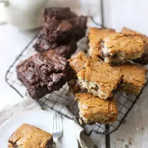 Vegetarian Gluten-Free Gluten-free blondies — American recipe
