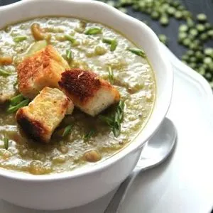 Vegan Vegetarian Vegetarian Split Pea Soup — American recipe