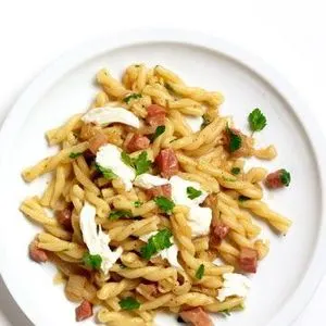 Nut-Free Shellfish-Free Pasta with Pancetta and Miso — Japanese recipe