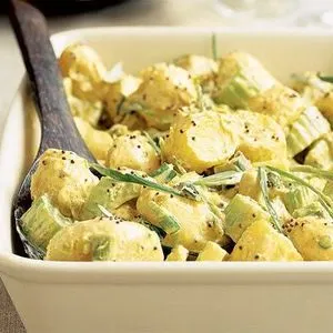 Vegetarian Gluten-Free Potato salad with curried mayo — South east asian recipe
