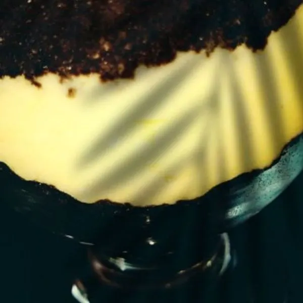 Vegetarian Nut-Free Three colour Oreo mango dessert — American recipe