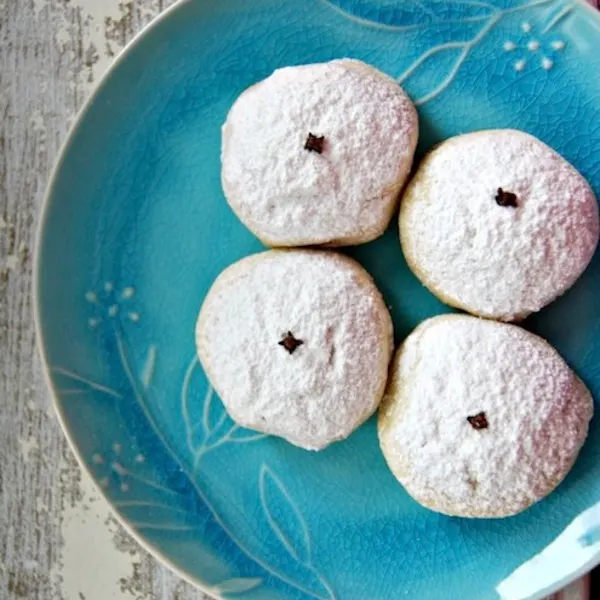 Vegetarian Gluten-Free Gluten Free Kourambiethes — Eastern europe recipe