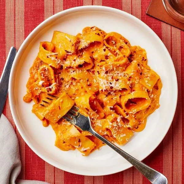 Vegetarian Nut-Free Creamy Pumpkin Pasta — Italian recipe