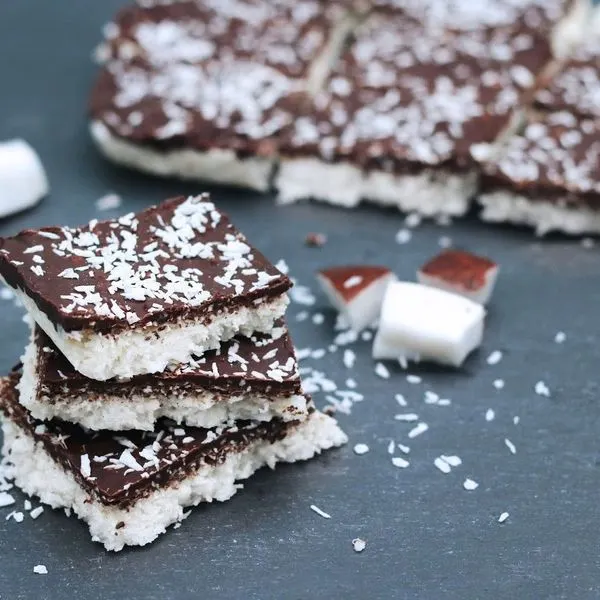 Vegetarian Gluten-Free Vegan Bounty bars — American recipe