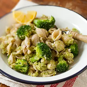 Vegetarian Nut-Free Broccoli Pesto Pasta — Italian recipe
