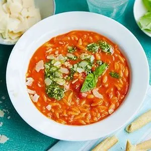 Nut-Free Shellfish-Free Tomato soup with pasta — Italian recipe