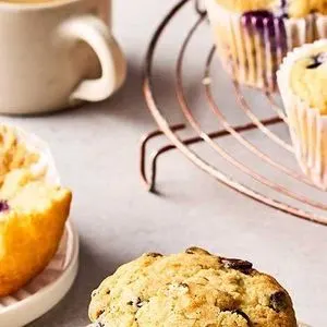 Vegetarian Nut-Free Air fryer muffins — British recipe
