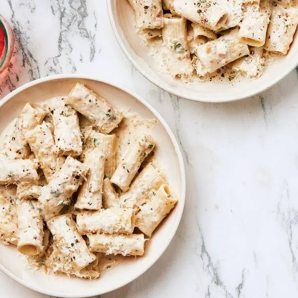 Vegetarian Nut-Free White Pesto Pasta — Italian recipe