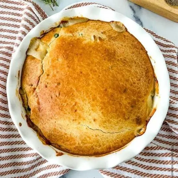 Nut-Free Shellfish-Free Bisquick Chicken Pot Pie — American recipe