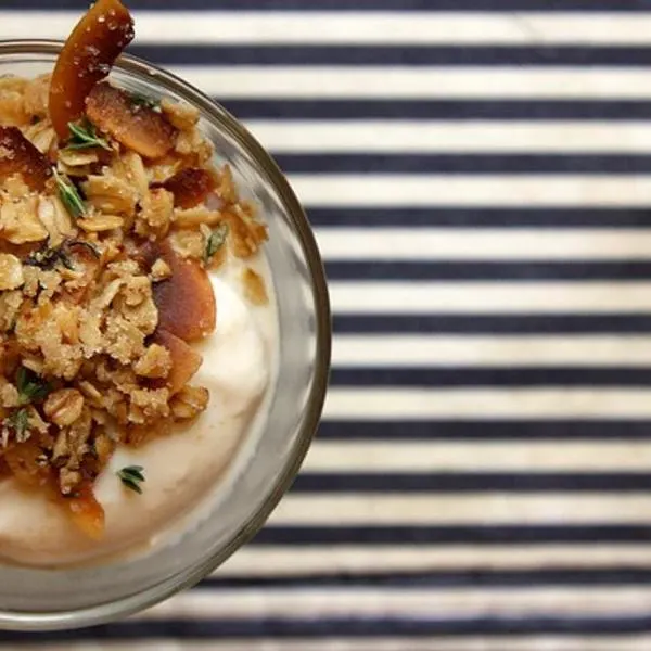 Vegetarian Dairy-Free Dairy-Free Lemon Creme With Oat-Thyme Crumble — French recipe