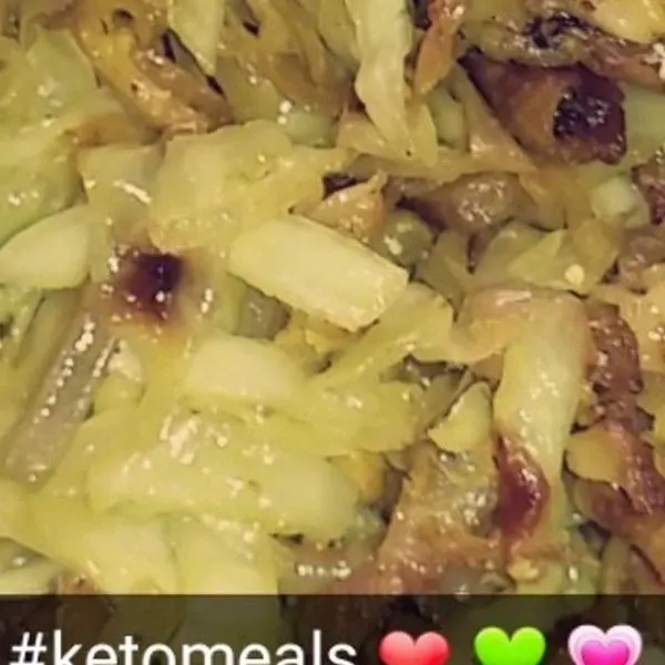 Gluten-Free Keto Keto Fried cabbage and chicken — Chinese recipe