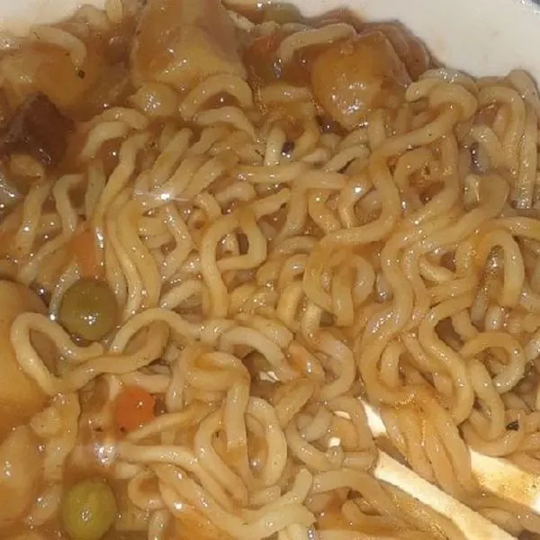 Dairy-Free Nut-Free Condensed (Campbell's) Beef and Vegetable Soup Ramen Noodles — Asian recipe