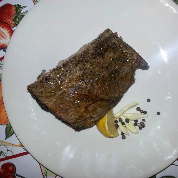 Gluten-Free Dairy-Free Lemon-pepper Beef — American recipe