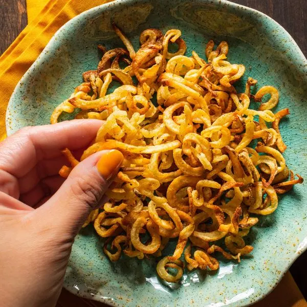Vegan Vegetarian Air-Fryer Shoestring Fries — American recipe