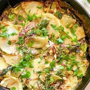 Vegan Vegetarian Vegan Creamed Kohlrabi and Spinach Recipe — American recipe