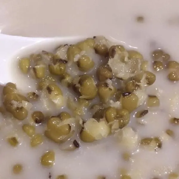 Vegetarian Gluten-Free Mung Bean Dessert — American recipe