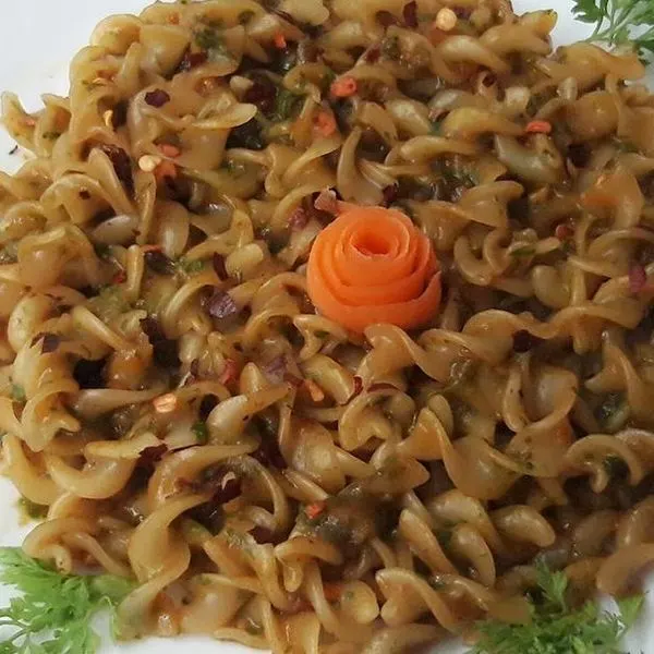Vegetarian Nut-Free Coriander Pasta — Italian recipe