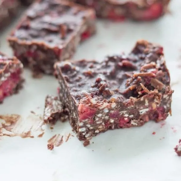Vegan Vegetarian Chocolate, Raspberry and Coconut Bars — American recipe