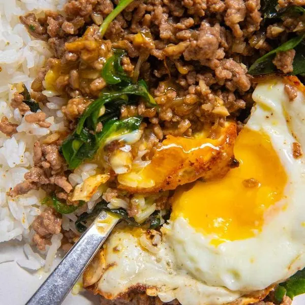 Dairy-Free Nut-Free This 10-Minute Thai Basil Beef Is a Dinner I Rely on Weekly — South east asian recipe