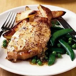 Gluten-Free Keto Rarebit pork chops — American recipe