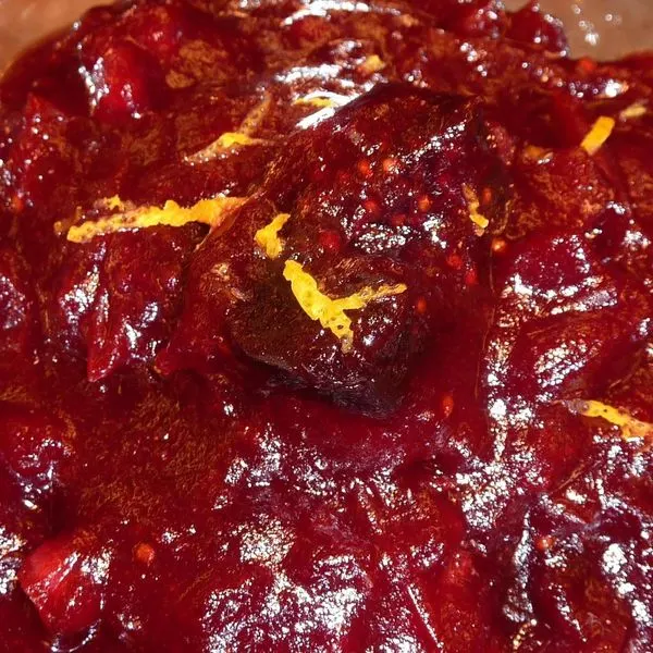 Vegan Vegetarian Cranberry Sauce with Figs, Candied Citrus and Mexican Chocolate — American recipe
