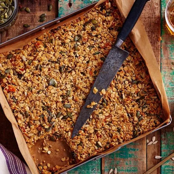 Vegetarian Gluten-Free Breakfast bars — American recipe