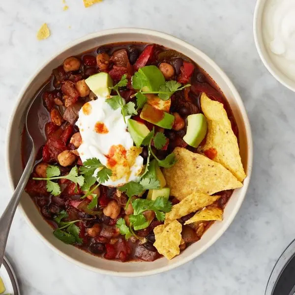 Vegetarian Gluten-Free Slow Cooker Vegetarian Chili — American recipe