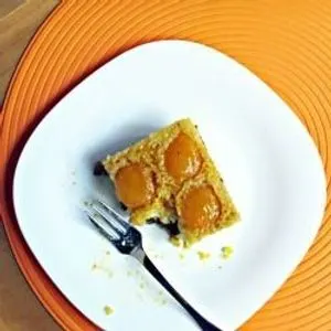 Vegetarian Nut-Free Apricot Dessert Cake — South american recipe