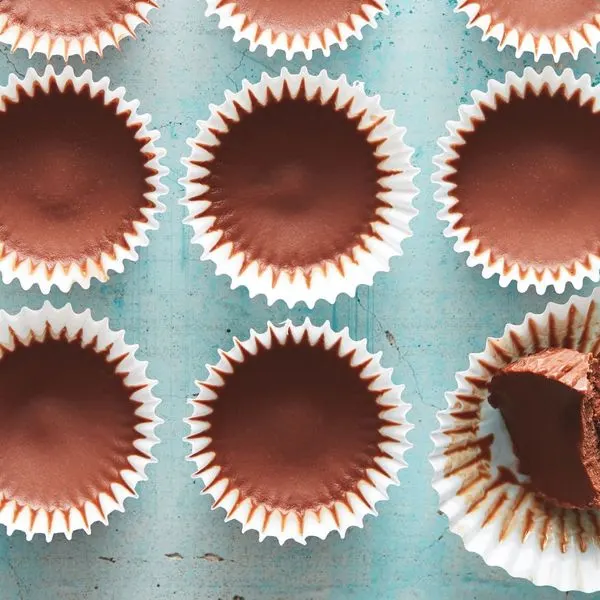 Vegetarian Gluten-Free Almond Butter–Chocolate Keto Fat Bombs — French recipe