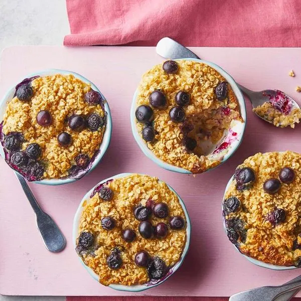 Vegetarian Gluten-Free Air fryer blueberry baked oats — American recipe